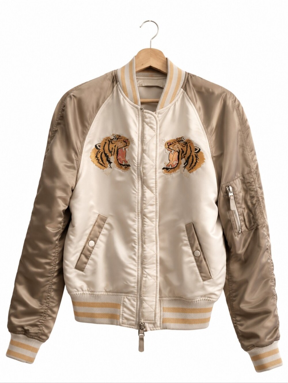 ALPHA INDUSTRIES Tiger Souvenir Limited Edition Embroidered Bomber Unisex Sz S